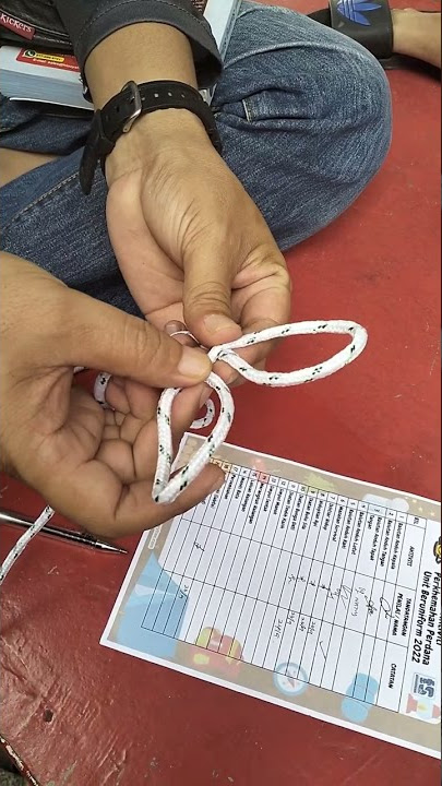 Ikatan simpulan manok.