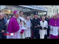 Monsignor Caiazzo in ospedale: «Con Maria incontriamo l’umanità sofferente»