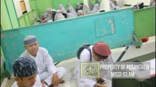 Suasana belajar santri PMIP