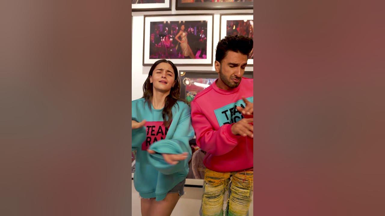 WHAT JHUMKA? | Rocky Aur Rani Kii Prem Kahaani | #DharmaShorts | #YoutubeShorts WHAT JHUMKA? | Rocky Aur Rani Kii Prem Kahaani | #DharmaShorts | #YoutubeShorts