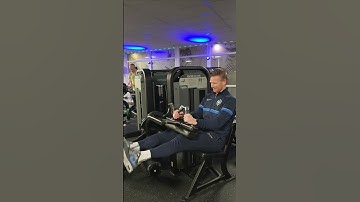 Seated leg curl Nautilus