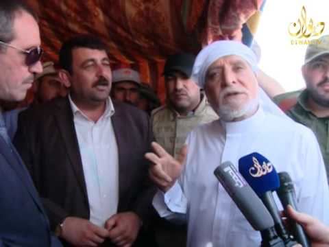 الشيخ عبد اللطيف الهميم يتفقد مخيمات النازحين في الخالدية ويوزع اللحوم على المواطنين في المخيم