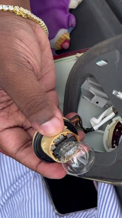 How To Replace 2018 Ford Fiesta Se Blinker Light