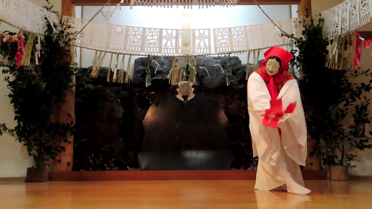 G912) 能面 天細女命 高千 穂 アメノウズメ（天鈿女命）はどんな神さま？