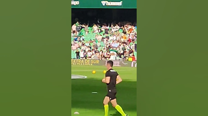 Soto Grado, árbitro del Betis--Real Madrid, calentando en la previa del partido!!! 09-12-23