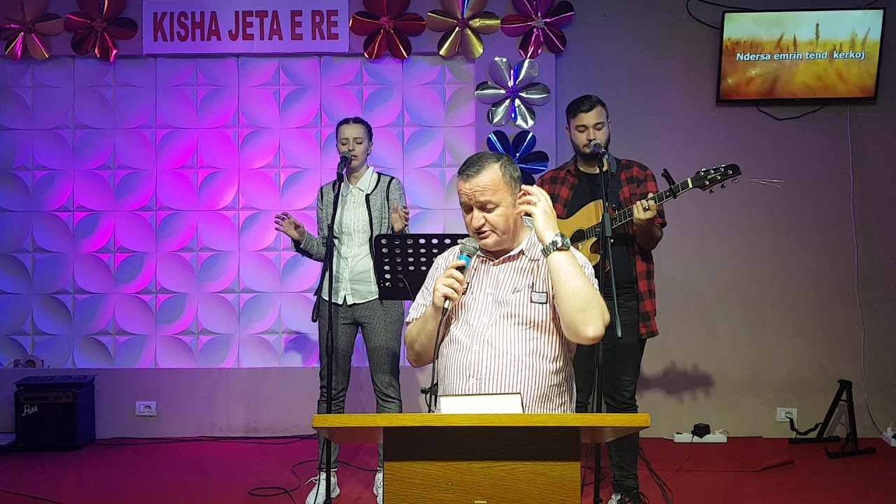 Lutje per mbushje nga Fryma e Zotit. YouTube