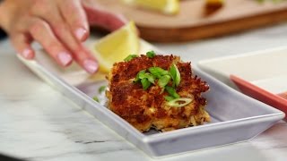 These easy to make crab cakes are so delicious and tender they almost
melt in your mouth! ingredients 1 lb lump meat 3/4 cup panko bread
crumbs egg, b...