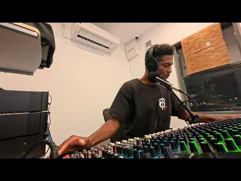 2025年10月17日 金 Okinawa Buzz Rhythm