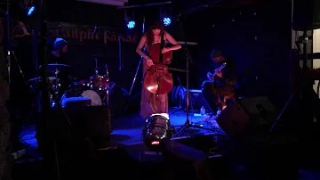 Gyða Valtýsdóttir ‘Imago’ live (with Julian Sartorius & Shahzad Ismaily) at Quarter Block Party 2020