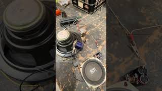 Laboratorio de Sonido con Capacitores con polaridad.