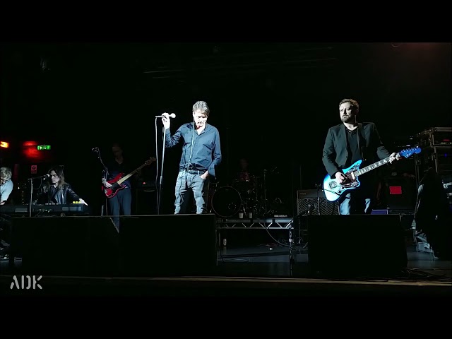 Suede - Soundcheck October 5, 2022 - Electric Ballroom, London (Indian Strings) class=