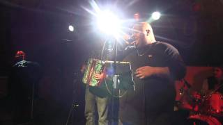 Conjunto Corcel-Pa Que Y Por Que