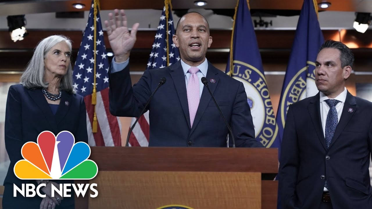 Hakeem Jeffries to make history as the first Black lawmaker to lead a ...