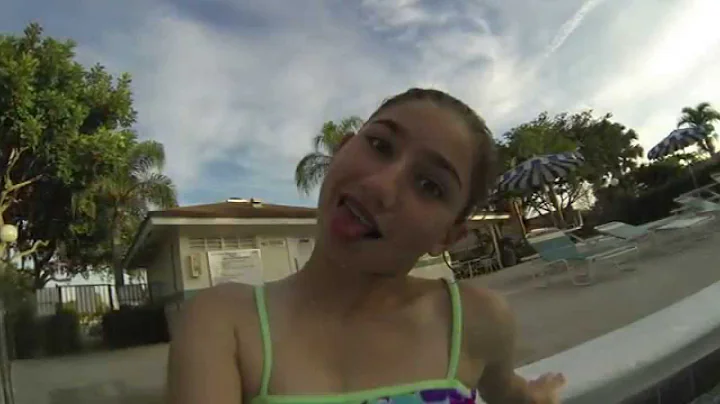 GoPro Hero3 Silver Photos2 in Pool 2014