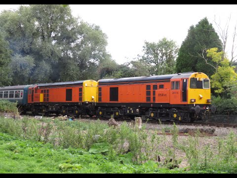 uk:-mid-norfolk-railway-autumn-diesel-gala---september-2015
