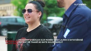 Thumbnail for "Taksistja rebele që u bë nënë 16 vjec"