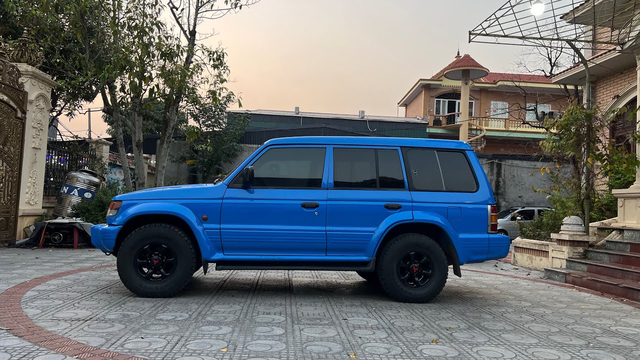 Mitsubishi V43 GLS số tự động nhập Nhật 145 triệu 0913501229 