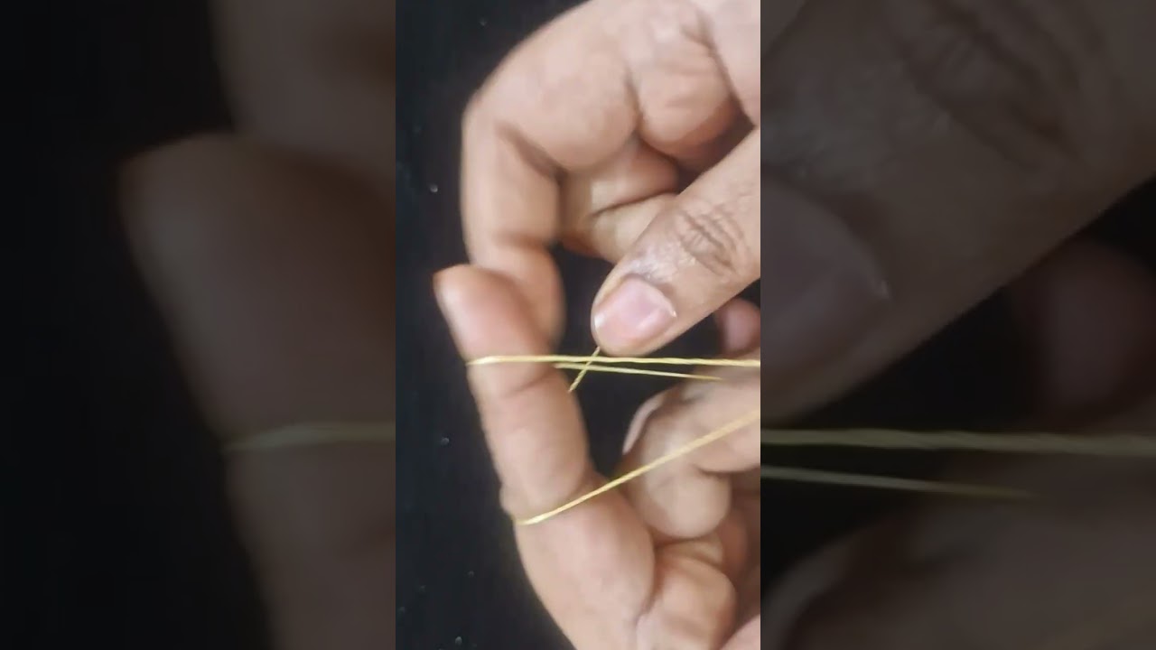 Tatting knot with connect petals with thin thread 
