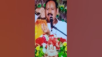 अपने घर का शिवलिंग छोटा हो या बडा 🙏 Pradeep Mishra ji ☘️  #katha #upay  #motivation #ytshorts