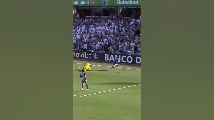 GABIGOL PERDE GOL INCRÍVEL EM SEU PRIMEIRO DERBY CONTRA O TIME DO GALO.
