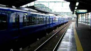 京急２１００形２１６４編成＆新１０００形発車