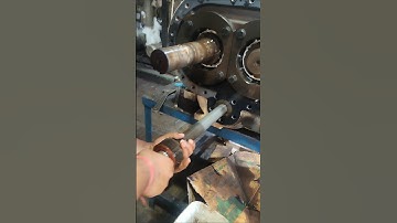 How to remove vi rod | how to remove  #vi #virod #mechanic #ammonia #seal #howtoremove #mycom #frick