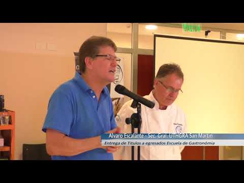 ALVARO ESCALANTE ENTREGA DE TITULOS ESCUELA DE GASTRONOMIA