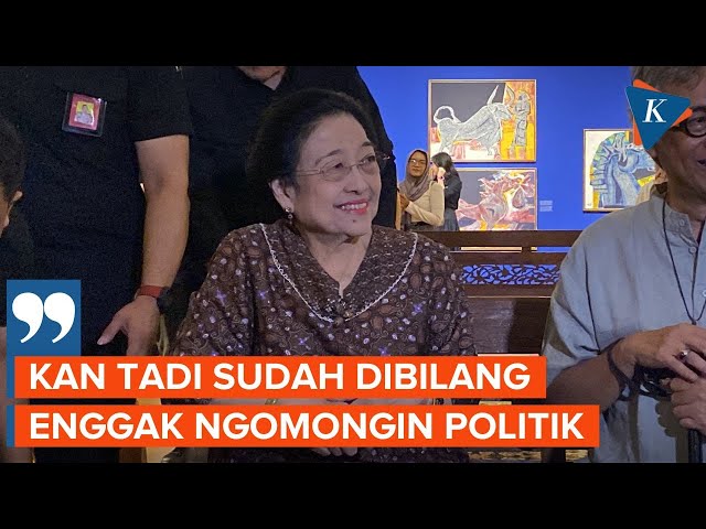 Momen Megawati Enggan Jawab Pertanyaan Terkait Situasi Politik class=