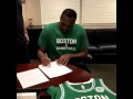 Paul pierce signs a one-day contract to retire a Boston Celtic