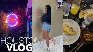 HOUSTON LIT WEEKEND GIRLS TRIP | SPRING BREAK, KAMP HOUSTON, CLUB &amp; MORE