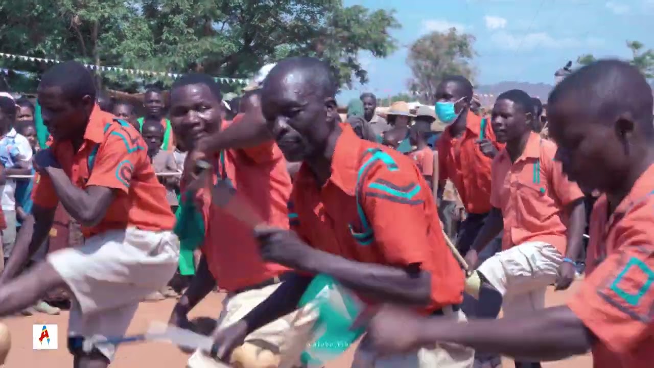 MGANDA TRADITIONAL DANCE IN MALAWI FROM CHEWA TRIBE YouTube MGANDA TRADITIONAL DANCE IN MALAWI FROM CHEWA TRIBE YouTube