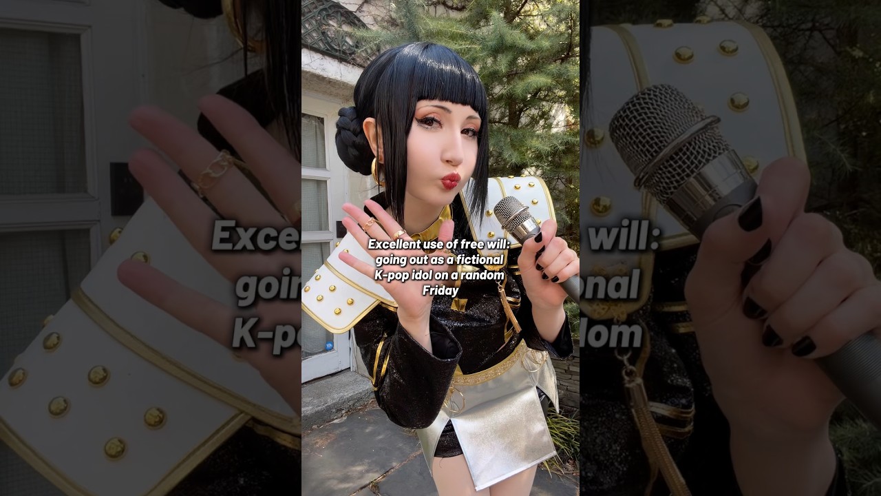 Just made a little girl’s dream come true 😌 #kpop #kpopdemonhunters #kpopdemonhunterscosplay #zoey