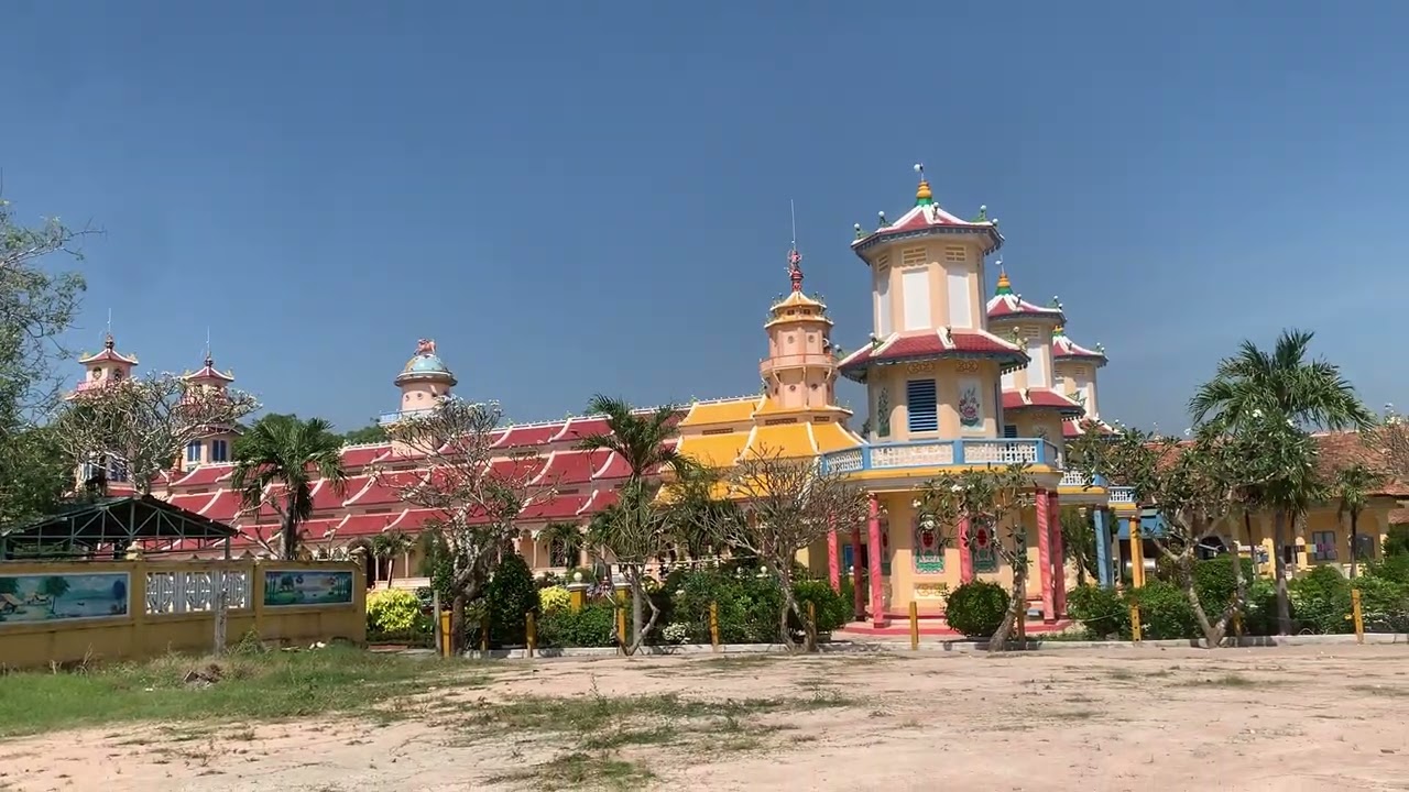 Toà Thánh Cao Đài, trục tâm linh 