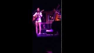 Ruth Moody - Dancing In The Dark live