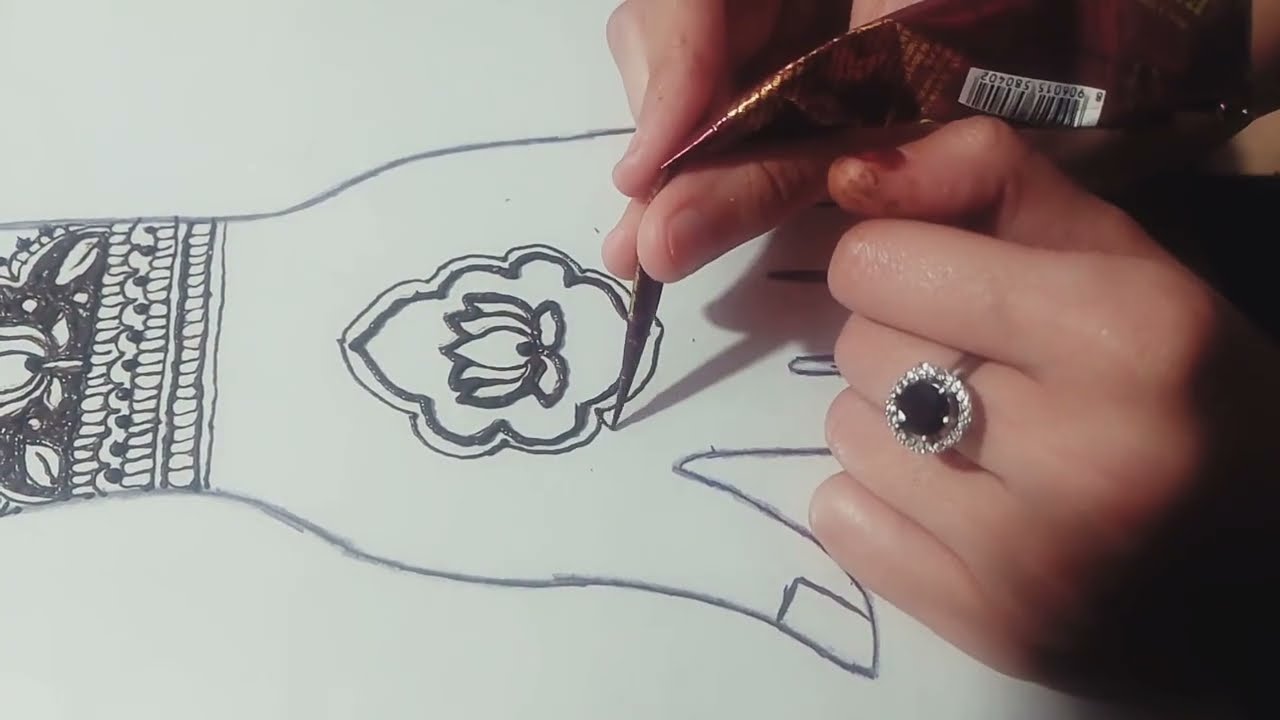 Simple design 👍❤️#mehndi #pakistanimehndi 