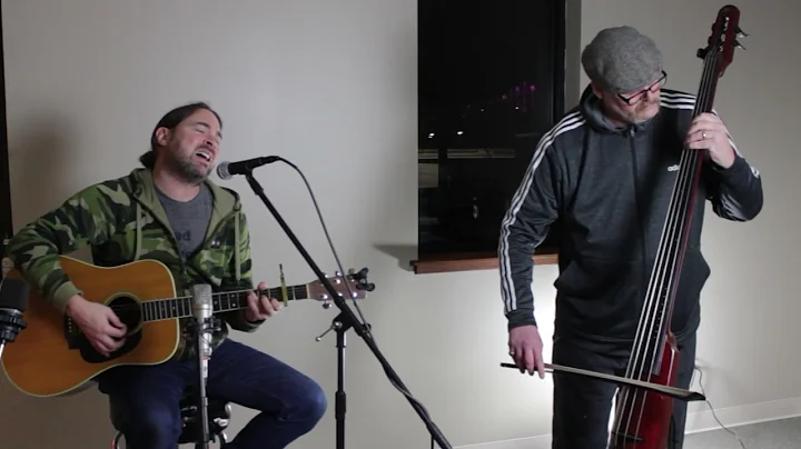 Landslide featuring John Adkisson - Song Sunday