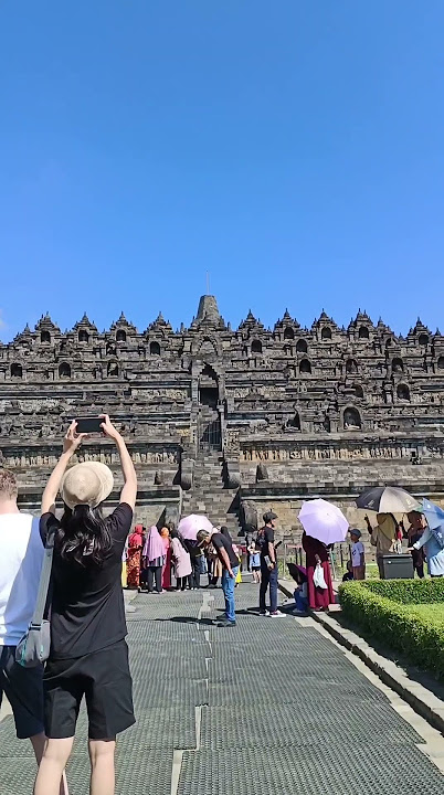 What a 3rd World looks like? Magnificent Borobudur Temple!