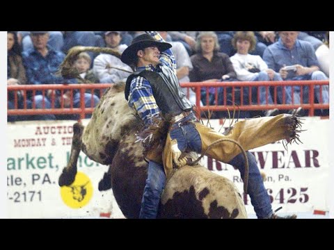 Canadian bull riding competition, Canadian Champs at QCX in Regina ...