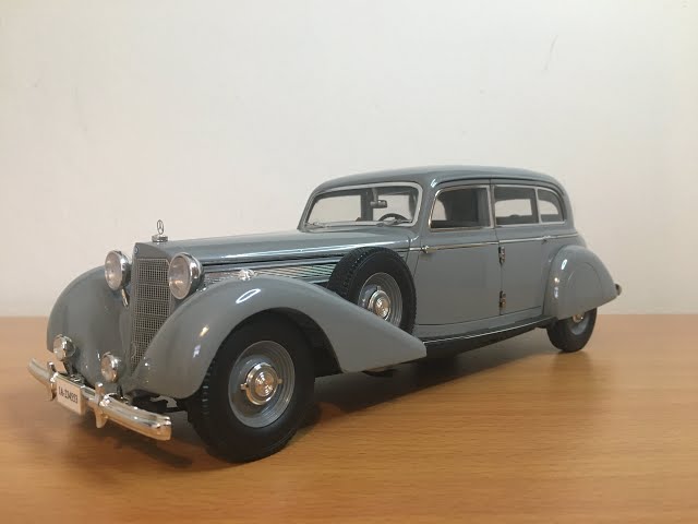 1:18 Road Signature Mercedes 770K 1938 - YouTube