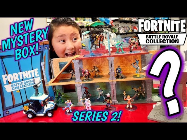 Fortnite Battle Royale Mega Fort Playset, with 2 Exclusive Mini