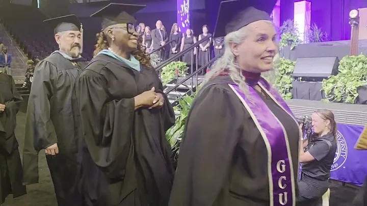 Commencement  GCu/Meddy/ 10/16/2025