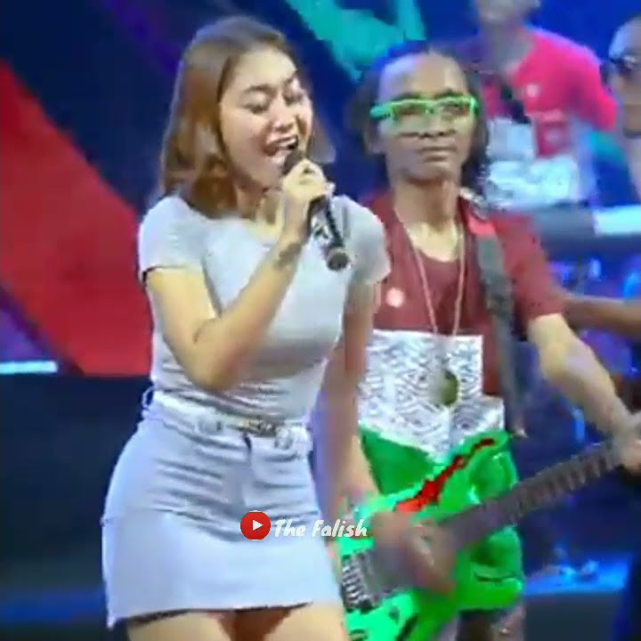 Vita Alvia  ~ Cerito Loro ll Story Wa Dangdut