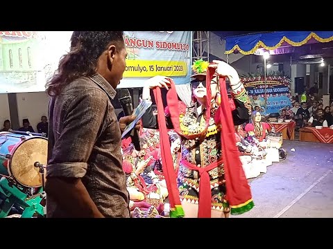 senggot suling Tari tradisional jaipong