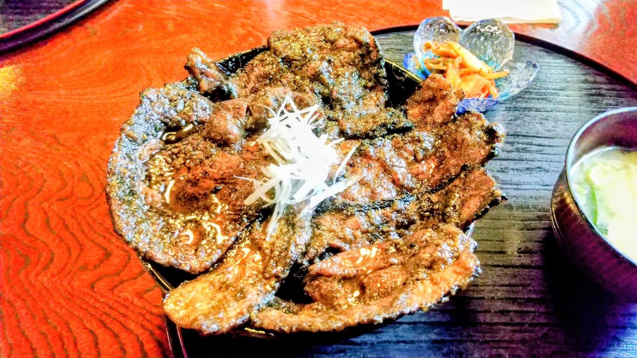 御宿町にある「ポルコ」に行って来ました‼️【ロース&バラ豚丼】（にんにくしょう油味）メッチャ美味しかったです✨