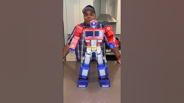 This $800 talking Optimus Prime Transformer….transforms! #shorts