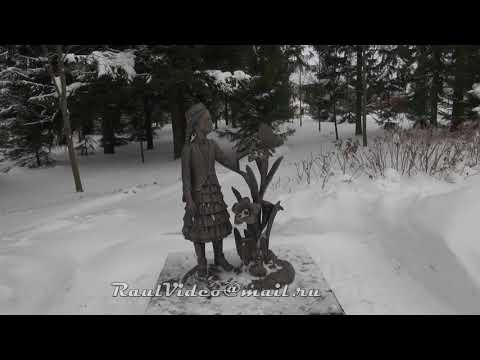 Двор перед музеем великого татарского поэта Габдуллы Тукая.