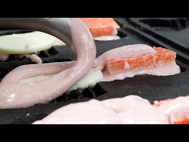 2천원짜리 치즈 가재 빵 (lobster shape cheese bread, チーズパン, 奶酪麵包 2,000KRW) korean street food / 제주도 올레시장