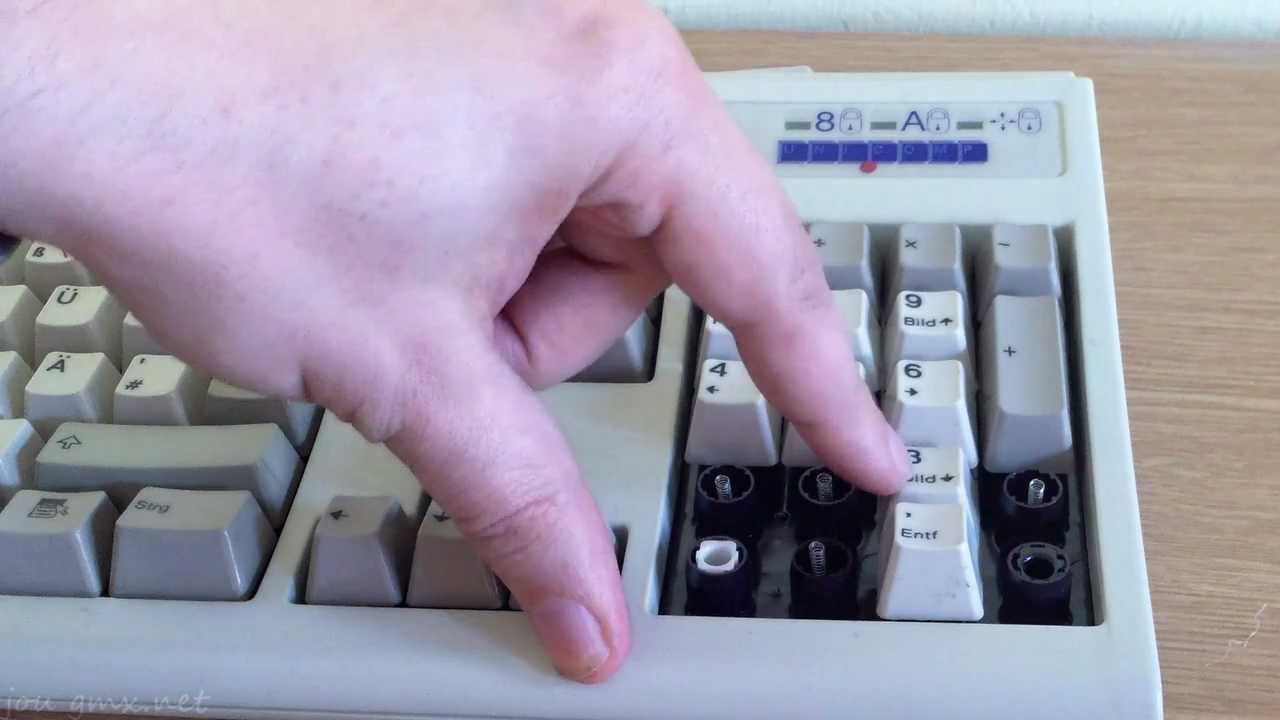 Phân loại bàn phím máy tính theo công nghệ switch Bàn phím cơ