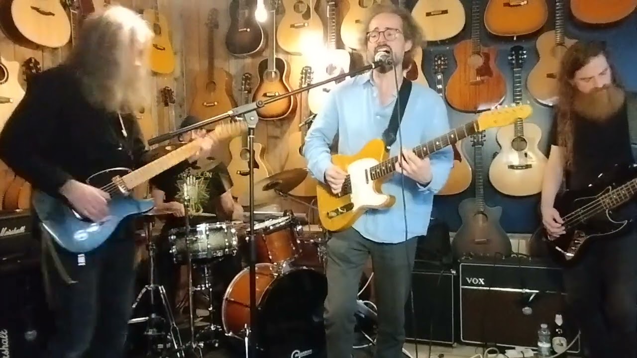 Uploads from Crowleys Music