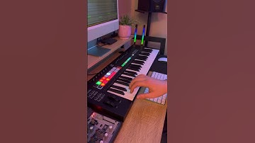Thumbnail of Blinding Lights - The Weeknd // Live Looping (Novation Launchkey & Ableton)